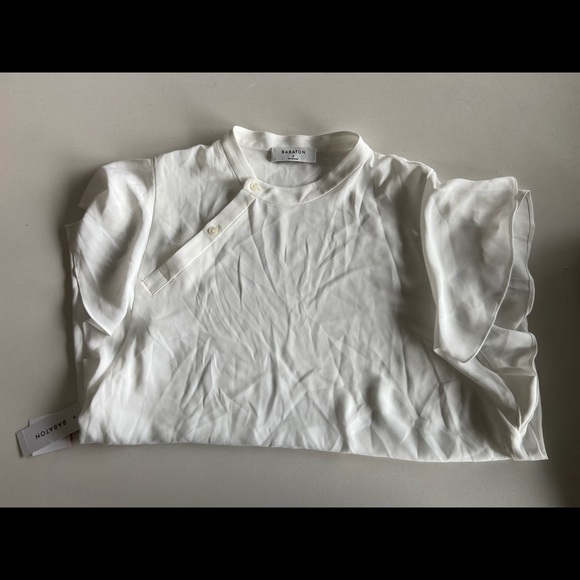 New Aritzia Blouse - Picture 8 of 8